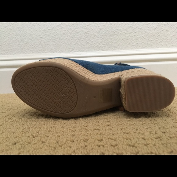 NWOT Tory Burch Espadrilles, 6 - Picture 4 of 8